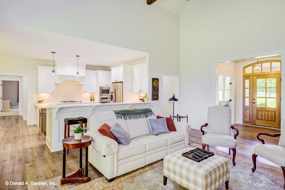 Interior - Family Room for Craftsman House Plan #929-7 - 4 bed, 3 bath
