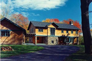 Dream House Plan - Craftsman Exterior - Front Elevation Plan #961-2