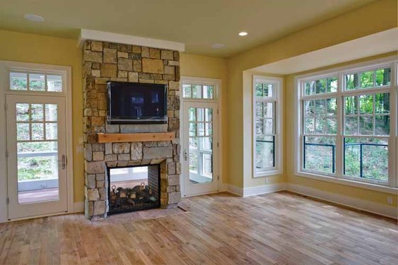 Interior - Family Room for Craftsman House Plan #928-71 - 3 bed, 4.5 bath