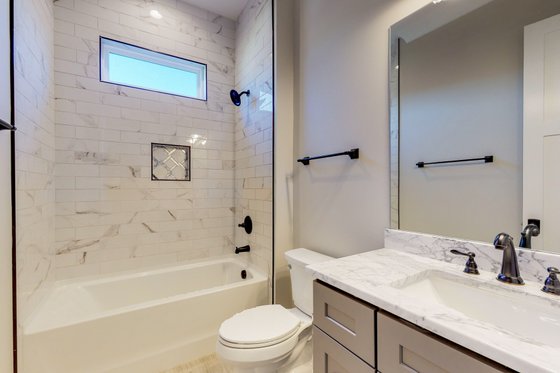 Interior - Bathroom for Farmhouse House Plan #1085-9 - 4 bed, 3 bath