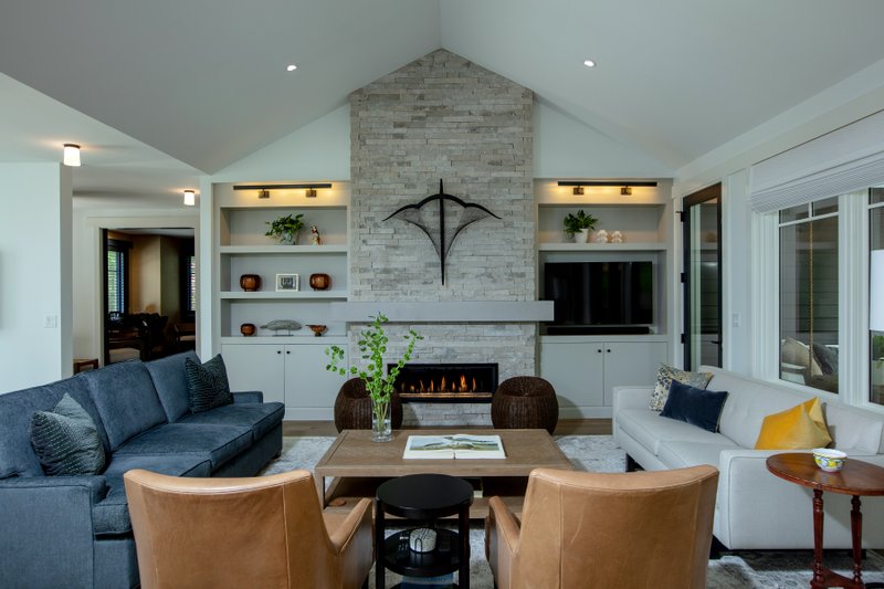 House Design - Interior - Family Room for Craftsman House Plan #928-390 - 4 bed, 3.5 bath