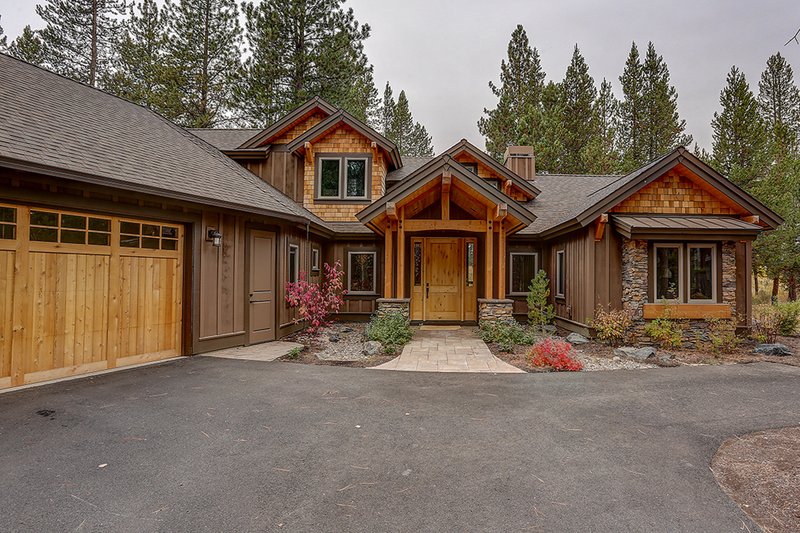 Dream House Plan - Exterior - Front Elevation 6 for Craftsman House Plan #892-29 - 3 bed, 3.5 bath