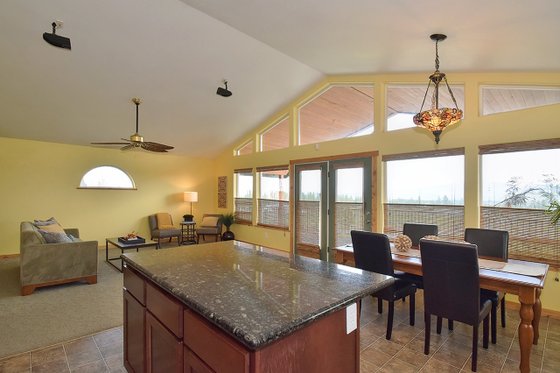 Photo 9 for Traditional House Plan #117-535 - 2 bed, 3 bath