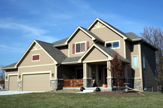 House Plan Design - Exterior - Front Elevation for Craftsman House Plan #20-2328 - 4 bed, 3.5 bath