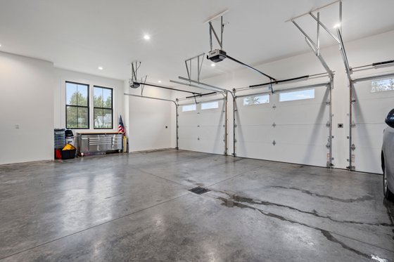 Photo 33 for Farmhouse House Plan #1070-209 - 4 bed, 4 bath