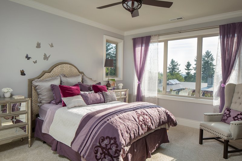 House Plan Design - Interior - Bedroom 1 for European House Plan #48-650 - 4 bed, 4.5 bath