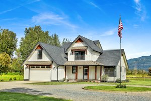 Farmhouse Exterior - Front Elevation Plan #1070-16
