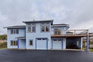 Craftsman Exterior - Front Elevation Plan #890-12