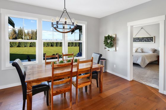 Interior - Dining Room 1 for Craftsman House Plan #1070-15 - 3 bed, 2.5 bath