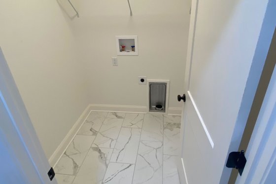 Interior - Bathroom 2 for Craftsman House Plan #20-2269 - 3 bed, 2 bath