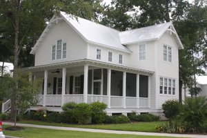 Farmhouse Exterior - Front Elevation Plan #464-7