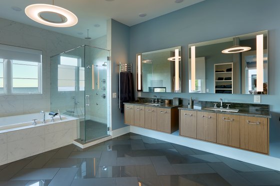 Interior - Master Bathroom 1 for Contemporary House Plan #928-379 - 4 bed, 4.5 bath