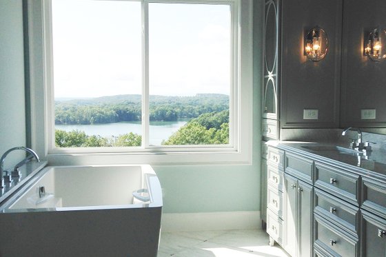 Interior - Master Bathroom 2 for Southern House Plan #437-57 - 3 bed, 3.5 bath