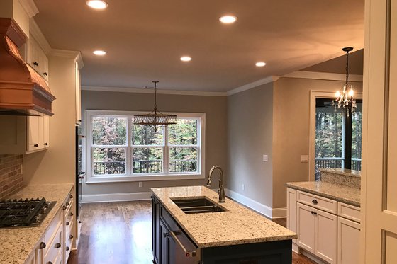 Interior - Kitchen 3 for Craftsman House Plan #437-87 - 4 bed, 2.5 bath