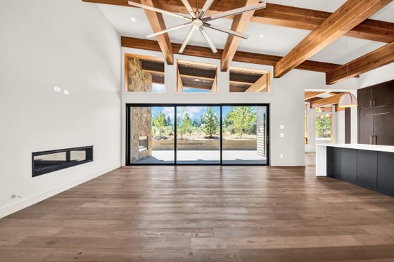 Interior - Family Room for Modern House Plan #892-45 - 4 bed, 4.5 bath