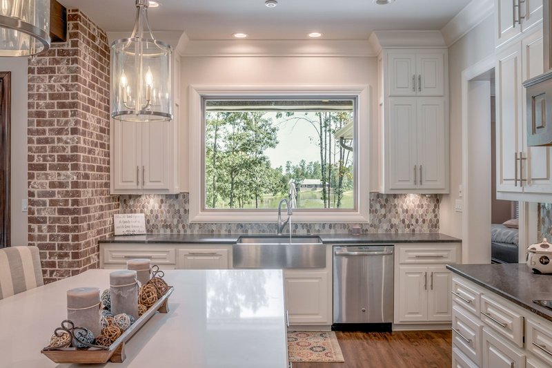 Architectural House Design - Interior - Kitchen 4 for Farmhouse House Plan #430-204 - 3 bed, 2.5 bath