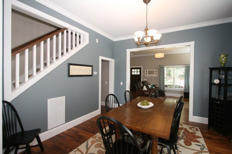 Dream House Plan - Interior - Dining Room for Craftsman House Plan #461-66 - 4 bed, 3.5 bath