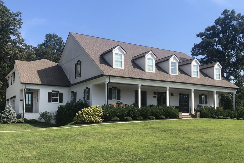 Dream House Plan - Country Exterior - Front Elevation Plan #119-216