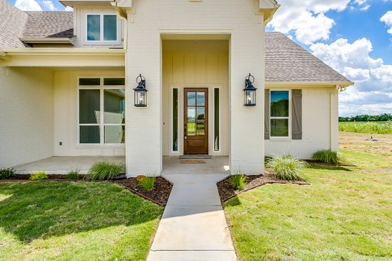 Photo 4 for Farmhouse House Plan #430-189 - 3 bed, 2 bath