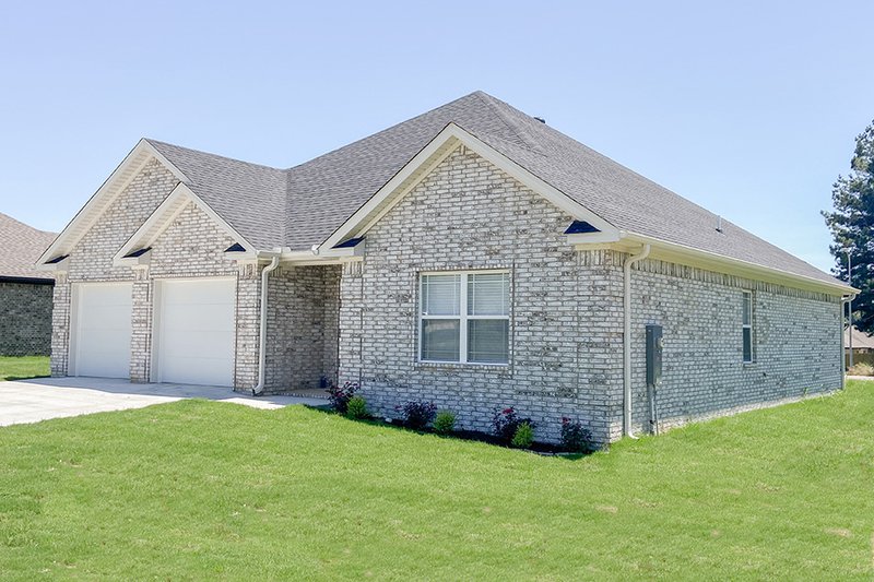 Home Plan - Photo 1 for Traditional House Plan #17-3425 - 3 bed, 2 bath