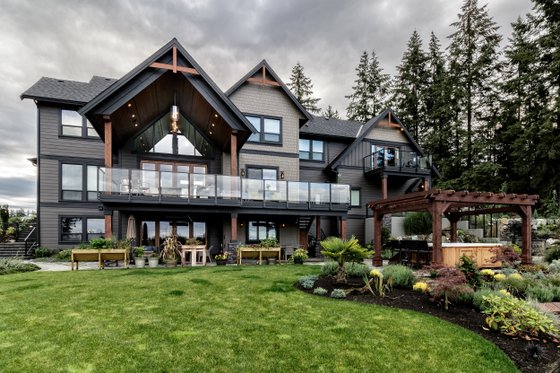 Photo 20 for Craftsman House Plan #1086-11 - 3 bed, 3.5 bath