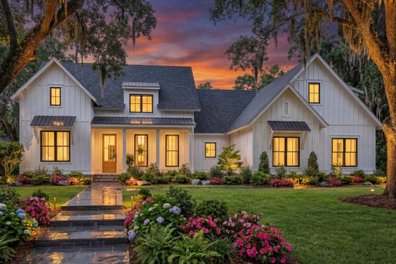 Exterior - Front Elevation for Farmhouse House Plan #1067-3 - 3 bed, 2.5 bath