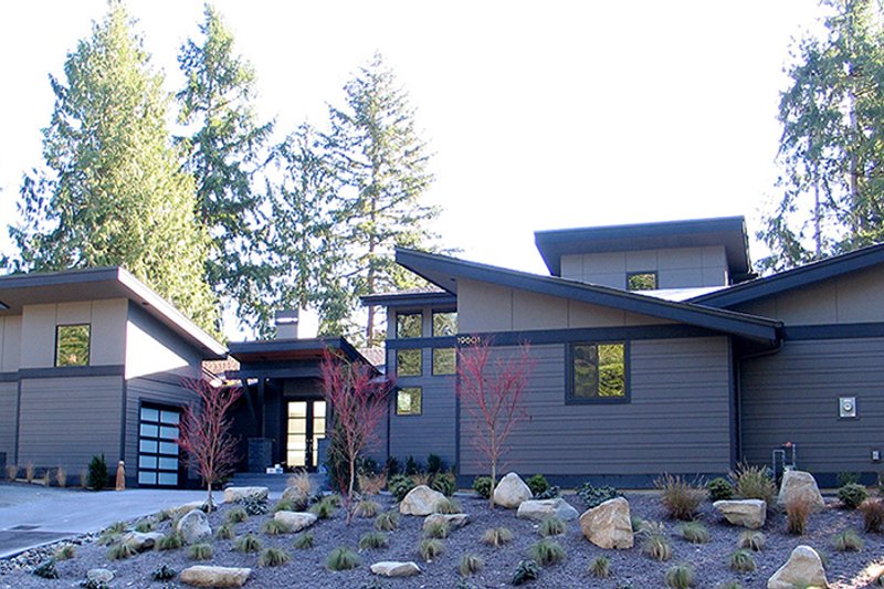 Dream House Plan - Exterior - Front Elevation 3 for Contemporary House Plan #132-563 - 3 bed, 3 bath