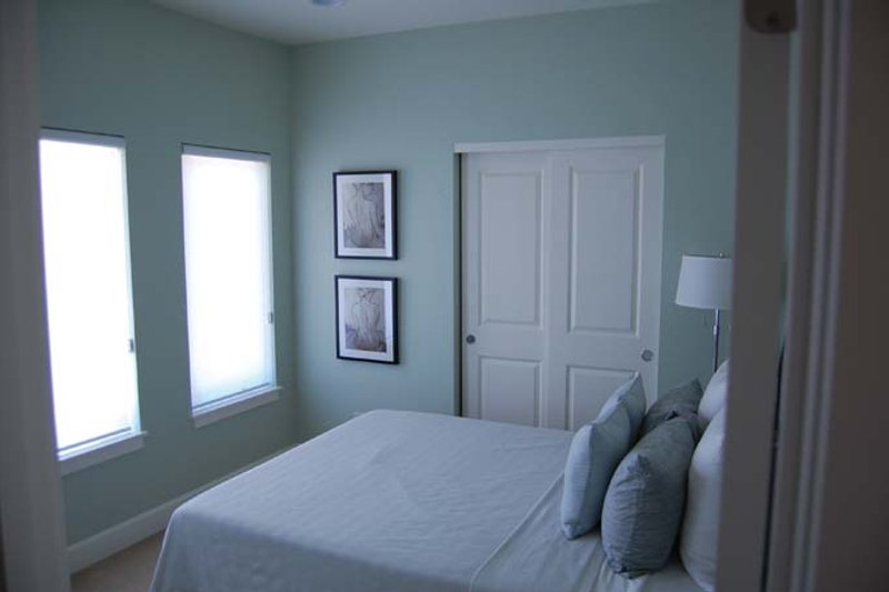 Architectural House Design - Interior - Bedroom for Prairie House Plan #895-78 - 4 bed, 3 bath