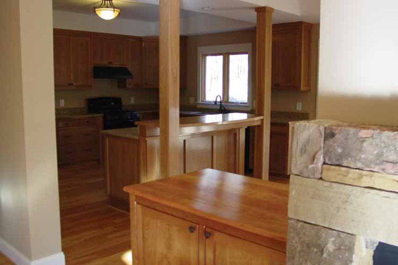 Architectural House Design - Interior - Kitchen 4 for Country House Plan #939-4 - 3 bed, 2.5 bath