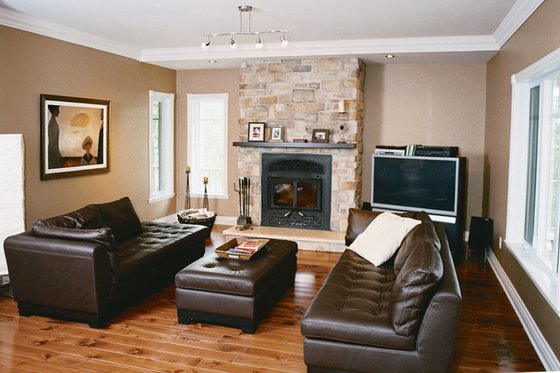 Interior - Family Room for Farmhouse House Plan #23-587 - 4 bed, 2.5 bath