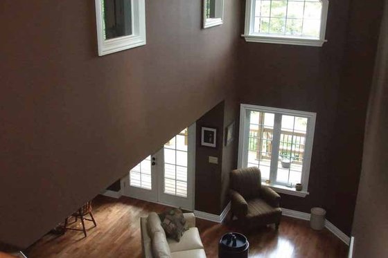 Interior - Entry for Traditional House Plan #118-145 - 3 bed, 2 bath
