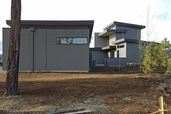 Exterior - Rear Elevation for Contemporary House Plan #892-23 - 3 bed, 3.5 bath