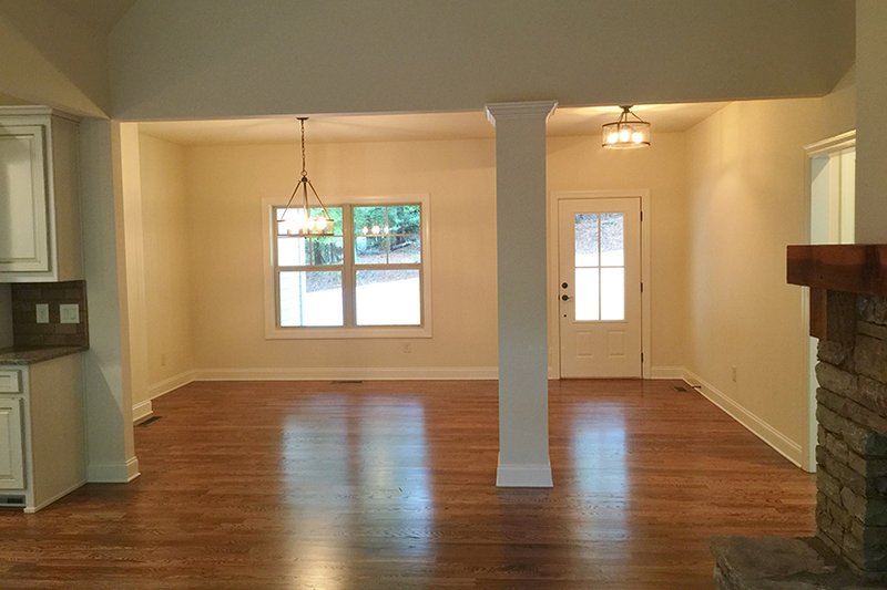Home Plan - Interior - Dining Room for Ranch House Plan #437-79 - 3 bed, 2 bath