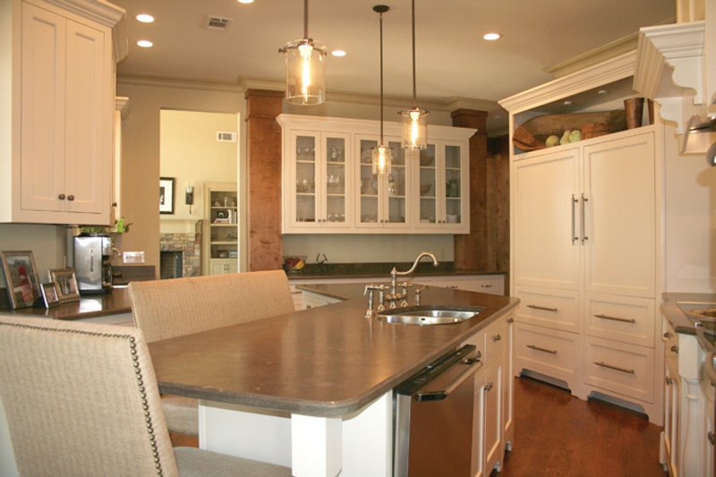Home Plan - Interior - Kitchen 1 for Craftsman House Plan #929-889 - 4 bed, 3 bath