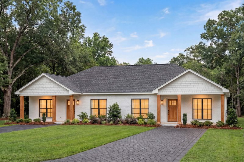 House Blueprint - Exterior - Front Elevation 4 for Traditional House Plan #430-314 - 4 bed, 4 bath