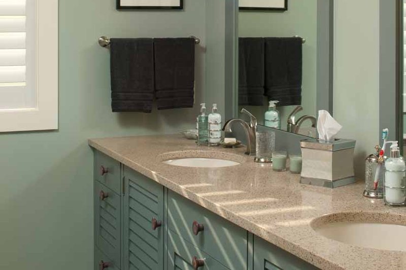 Home Plan - Interior - Master Bathroom for Country House Plan #928-216 - 3 bed, 3 bath