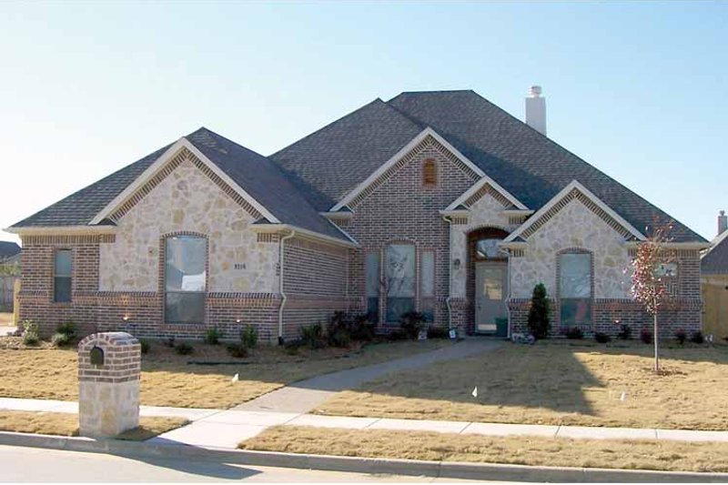 Architectural House Design - Exterior - Front Elevation 3 for Traditional House Plan #84-693 - 3 bed, 3 bath