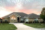 Traditional Style House Plan - 4 Beds 3 Baths 2278 Sq/Ft Plan #84-194 