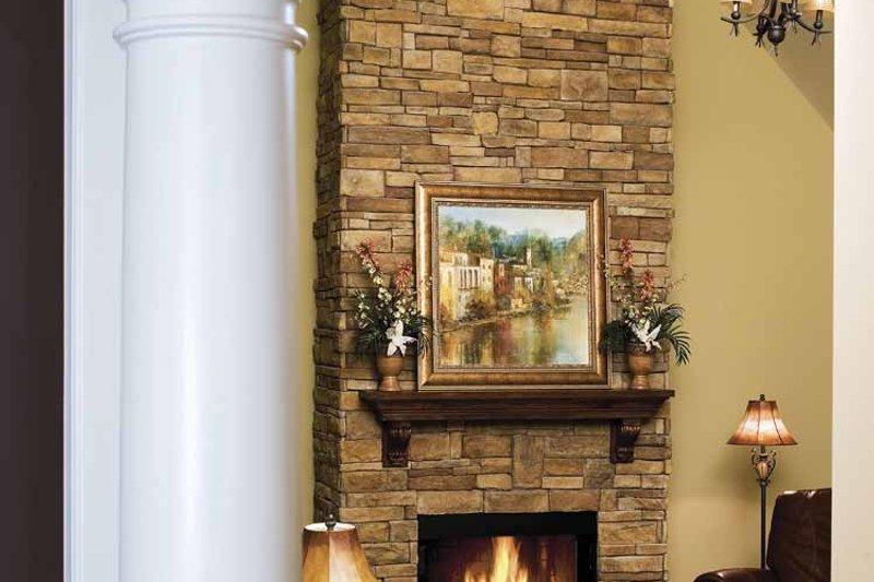 Home Plan - Interior - Family Room 1 for Ranch House Plan #929-601 - 3 bed, 2 bath