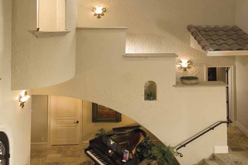 Dream House Plan - Interior - Entry 1 for Mediterranean House Plan #1039-1 - 5 bed, 6 bath