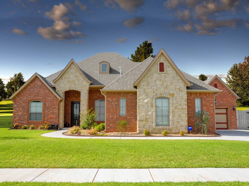 European Style House Plan - 3 Beds 2 Baths 2161 Sq/Ft Plan #65-525