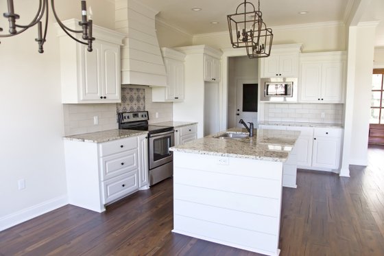 Interior - Kitchen 4 for Southern House Plan #430-183 - 4 bed, 2 bath