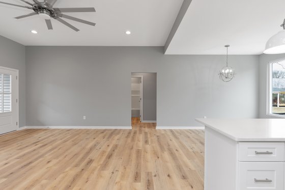 Farmhouse Interior - Dining Room Plan #430-209