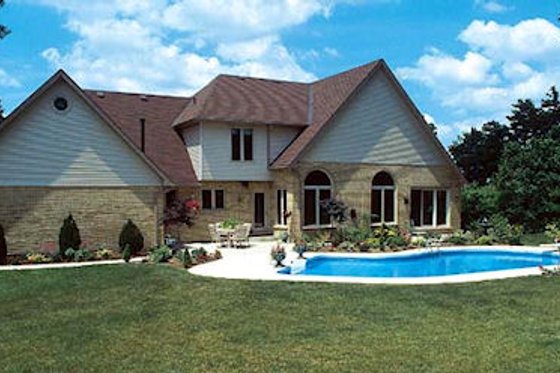 Photo 3 for European House Plan #312-222 - 3 bed, 2.5 bath