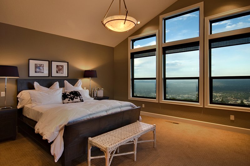 Home Plan - Interior - Master Bedroom for Craftsman House Plan #124-753 - 3 bed, 3.5 bath