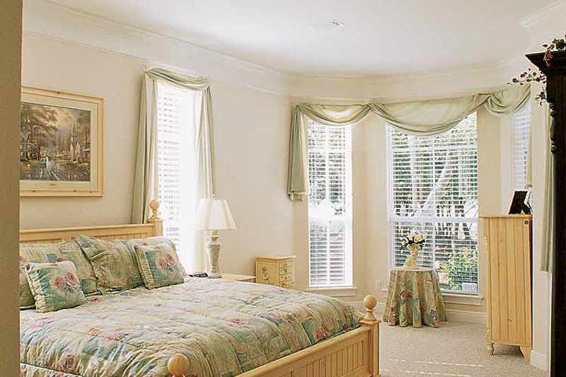 House Blueprint - Interior - Bedroom for Victorian House Plan #417-545 - 4 bed, 3.5 bath