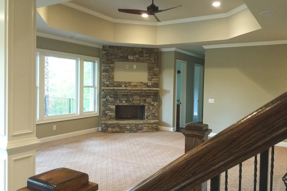 Interior - Other 2 for Craftsman House Plan #437-59 - 3 bed, 2.5 bath