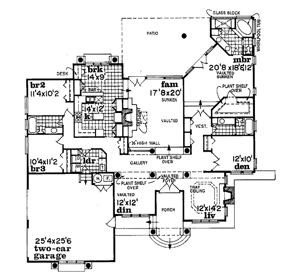 Mediterranean Floor Plan - Main Floor Plan #47-303