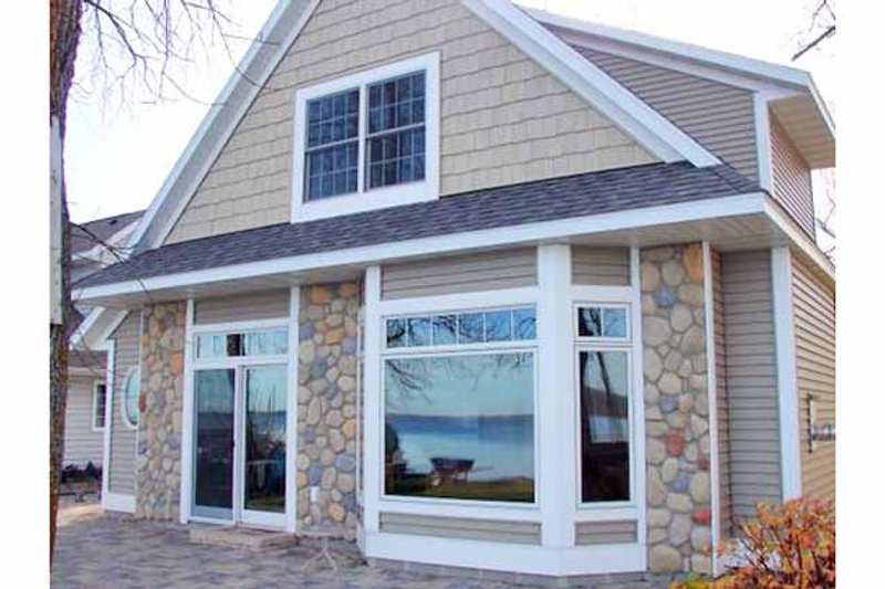 Home Plan - Craftsman Exterior - Front Elevation Plan #981-17