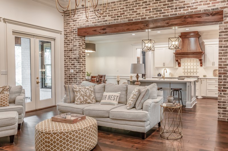 Dream House Plan - Interior - Family Room for European House Plan #430-192 - 3 bed, 2 bath
